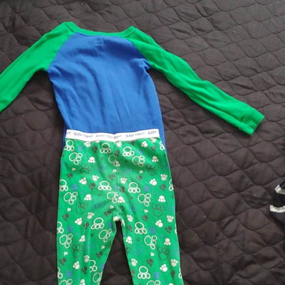 Boys sleep clothes - Picture 3 of 3